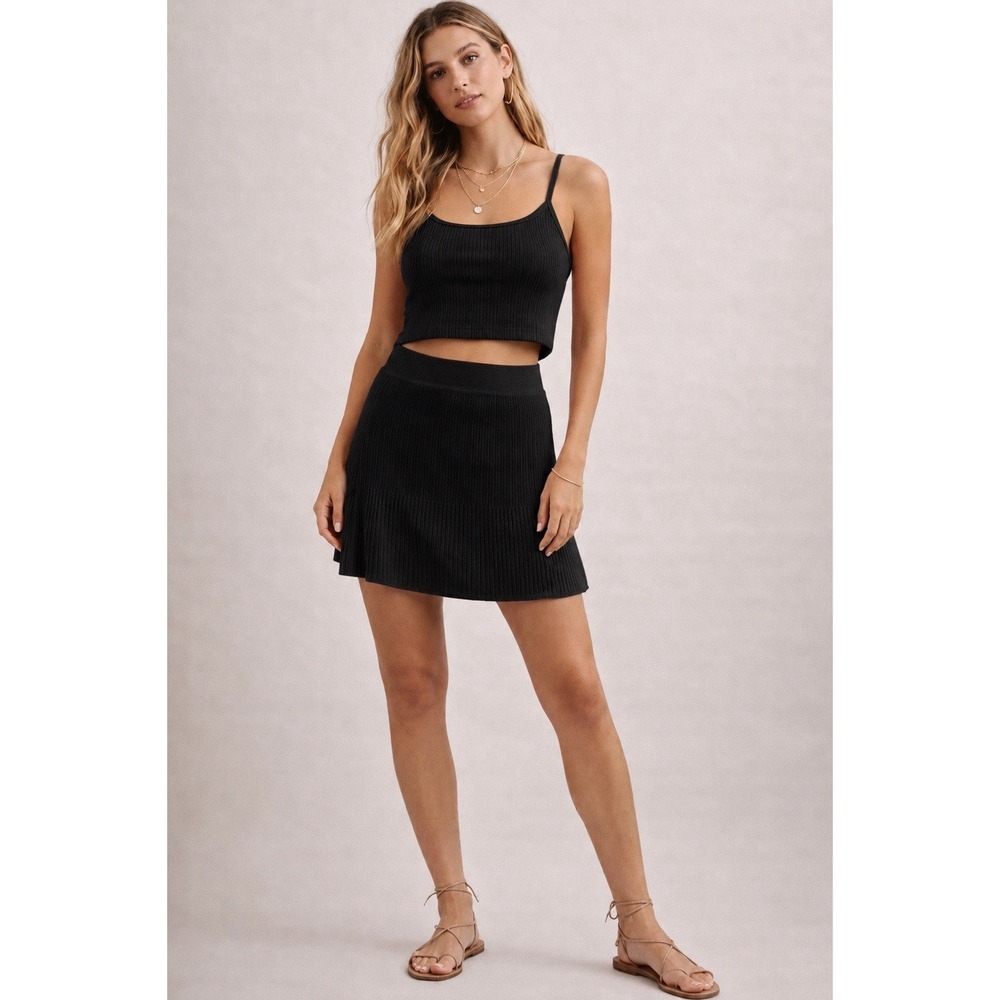 Intimately Free People 90s Babe Knit 2 Piece Set Medium Black Crop Top & Skirt‎